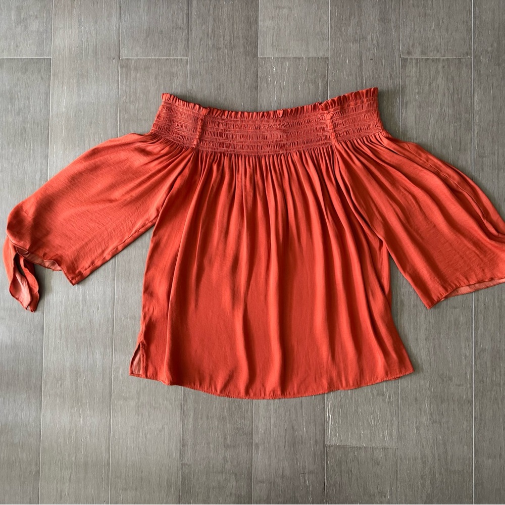 LOFT Off-Shoulder Top